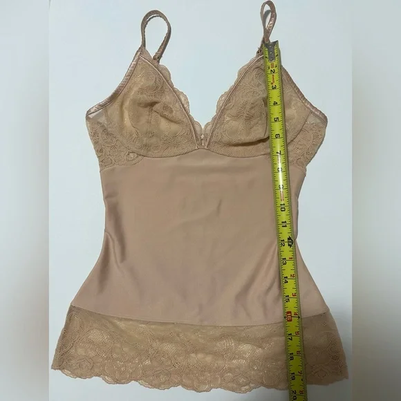 I Am Yummie 2 Pack Nude Lace Wireless Layering Camisole Women’s SMALL Cami NWOT - Picture 7 of 8